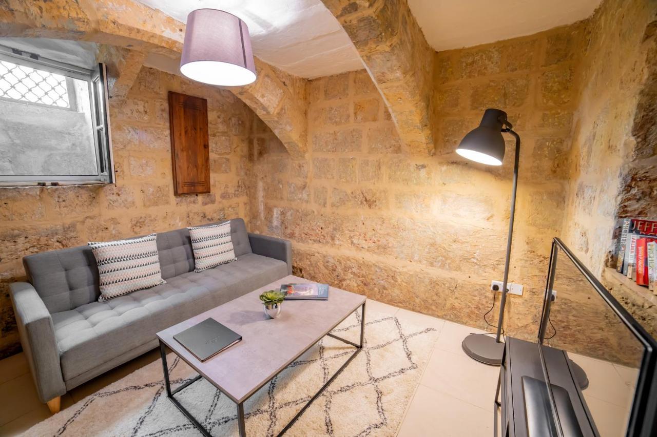 Carmelita Maisonette Валетта Экстерьер фото